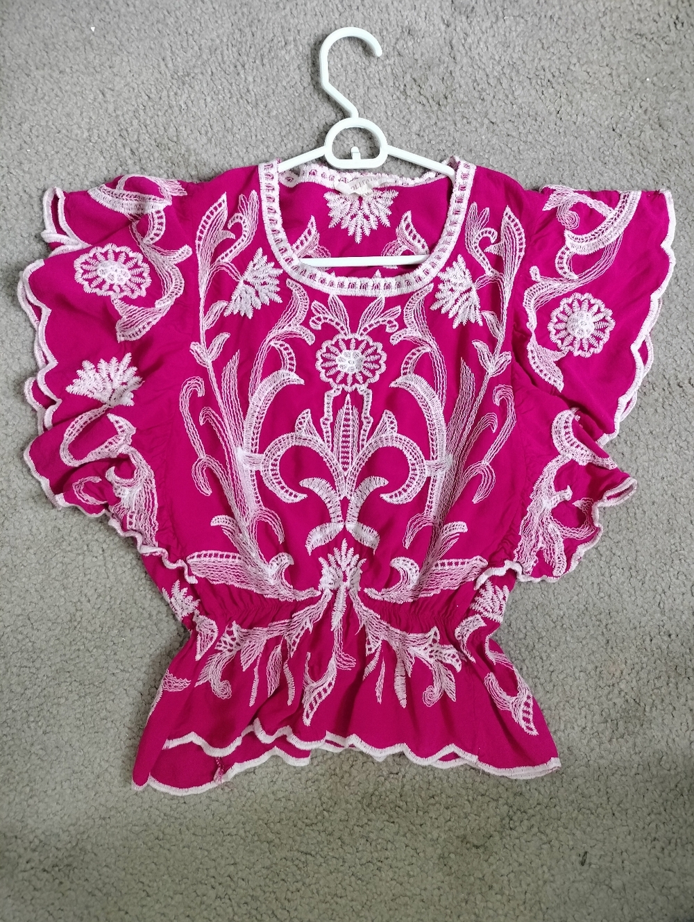 Solitaire Fuchsia Top with White Embroidery